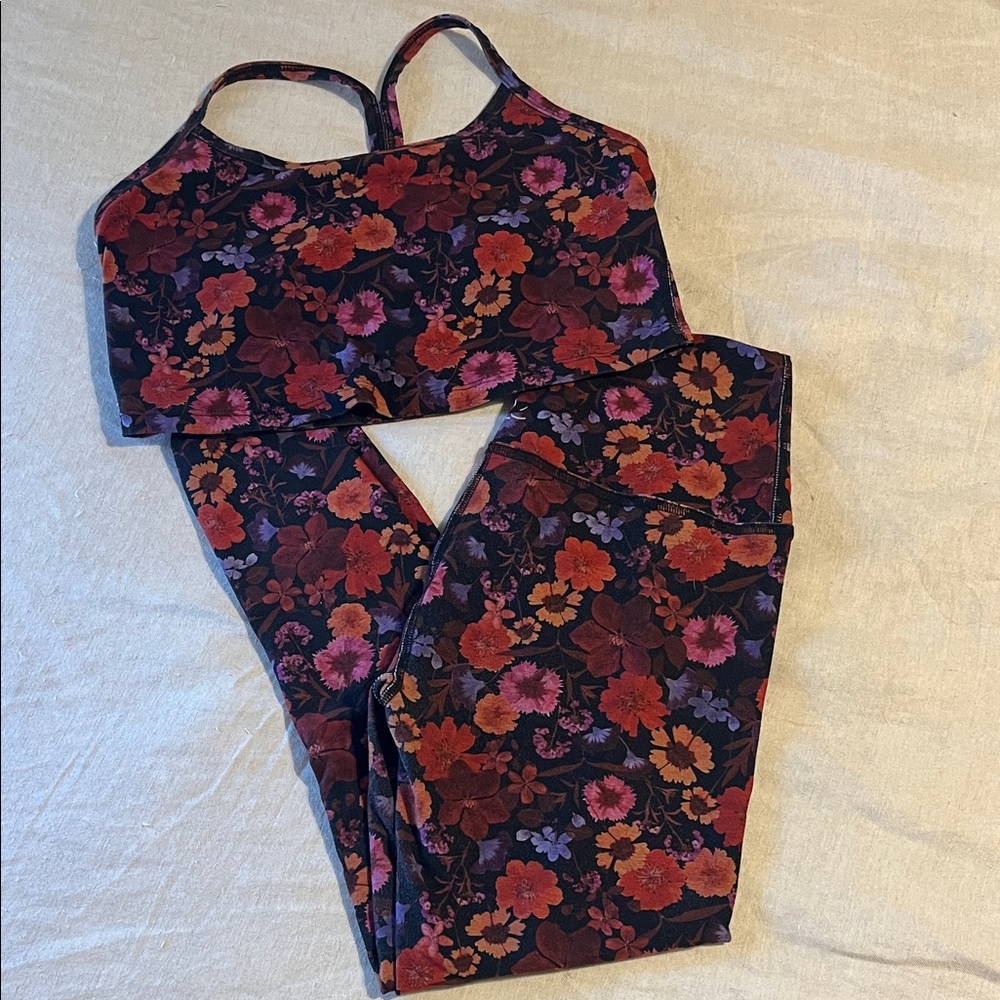 Beyond Yoga Floral Sports Bra and Leggings Set - Red and Purple
